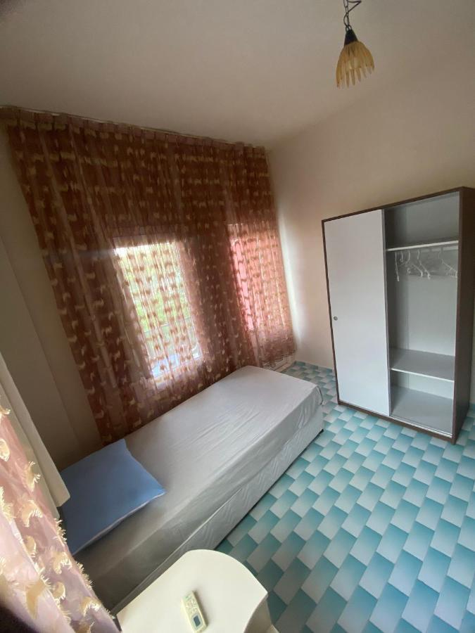 Adonis Bistro Cafe Bar Hostel Fethiye Exterior photo